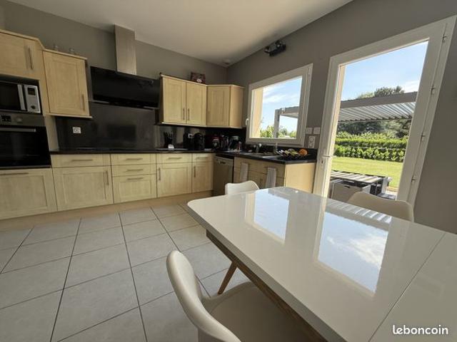Maison 6 pièces 143 m²