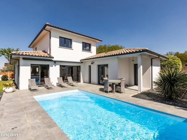 Maison 6 pièces 143 m²