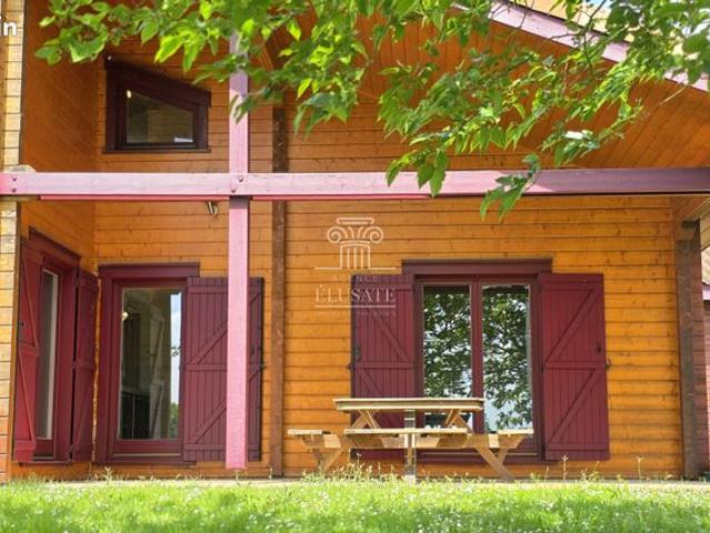 Maison 6 pièces 143 m²