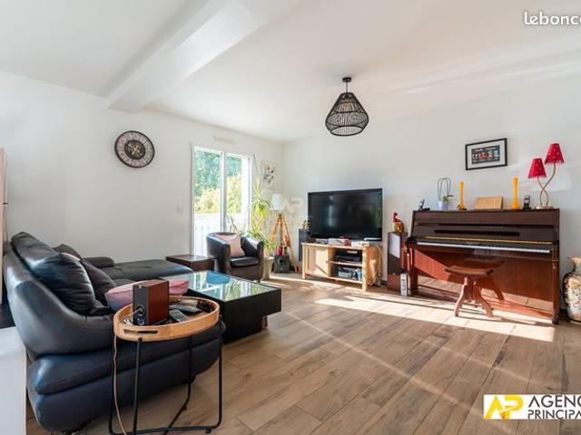 Maison 6 pièces 143 m²