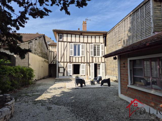 Maison 6 pièces 143 m²