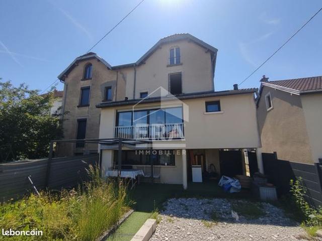 Maison 6 pièces 143 m²