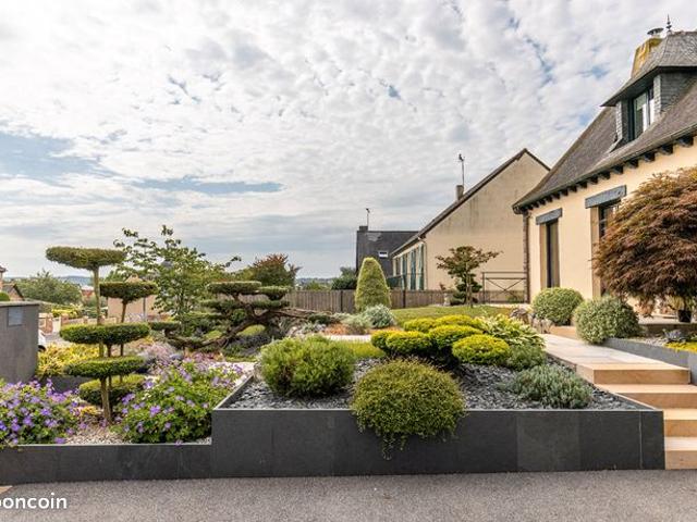 Maison 6 pièces 143 m²