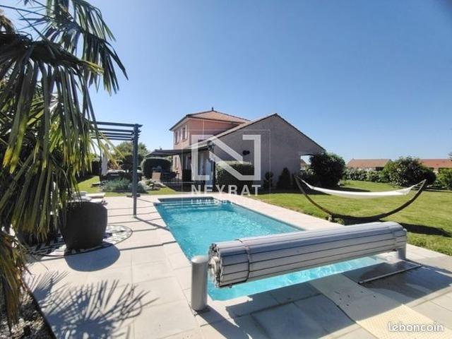 Maison 6 pièces 143 m²
