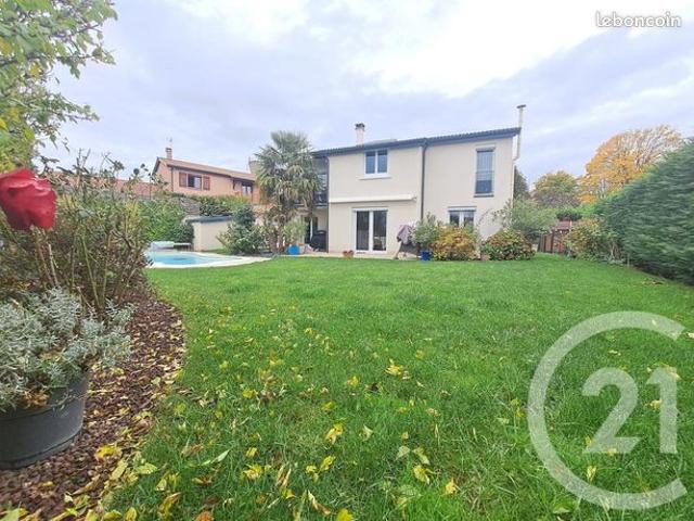 Maison 6 pièces 143 m²