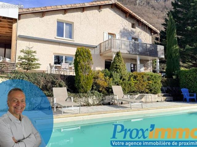 Maison 6 pièces 143 m²