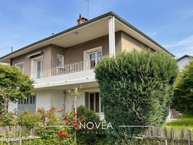 Maison 6 pièces 143 m²