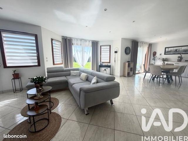 Maison 6 pièces 143 m²