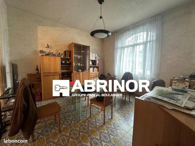Maison 6 pièces 143 m²