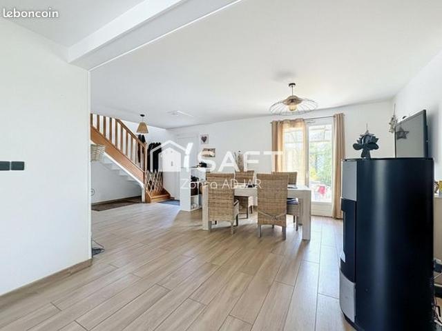 Maison 6 pièces 143 m²