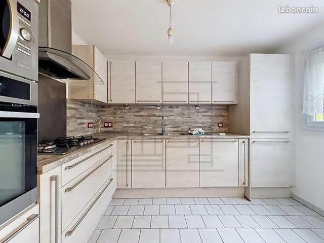 Maison 6 pièces 143 m²