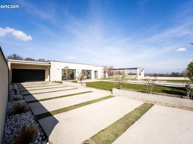 Maison 6 pièces 143 m²