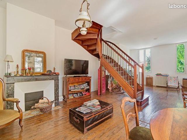 Maison 6 pièces 143 m²