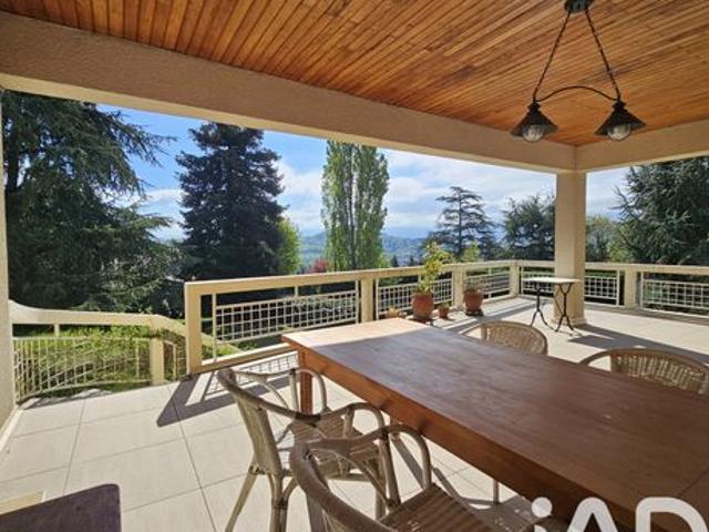 Maison 6 pièces 154 m²