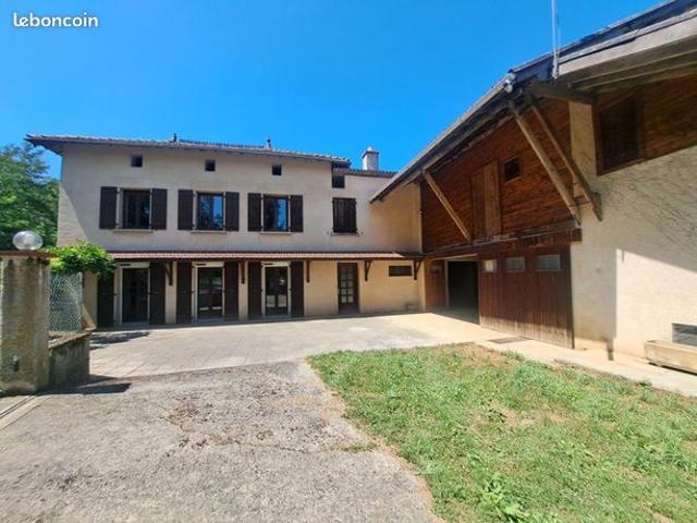 Maison 6 pièces 154 m²