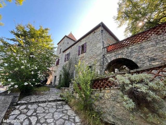 Maison 6 pièces 154 m²