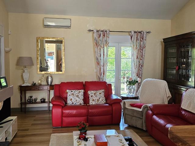 Maison 7 pièces 154 m²