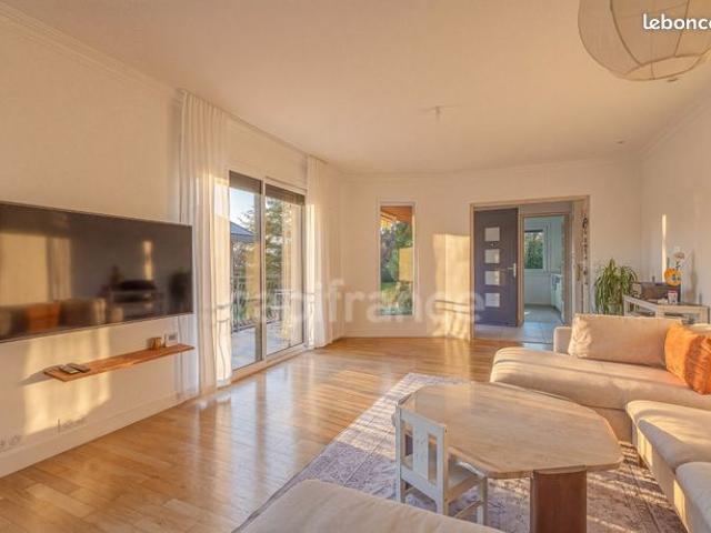 Maison 6 pièces 154 m²