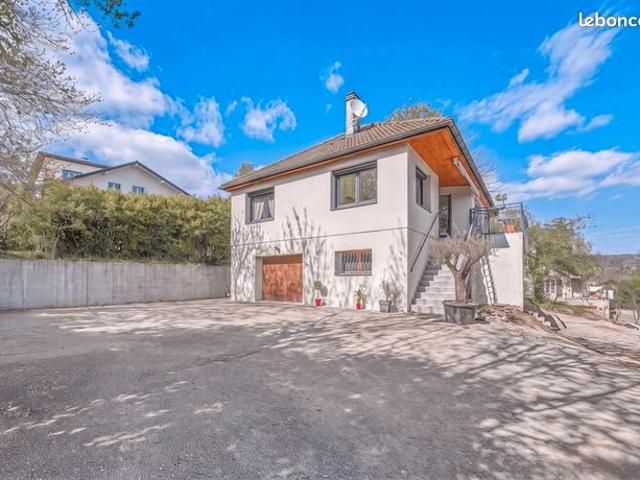 Maison 6 pièces 154 m²