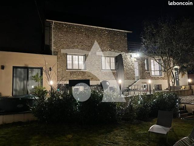 Maison 6 pièces 154 m²