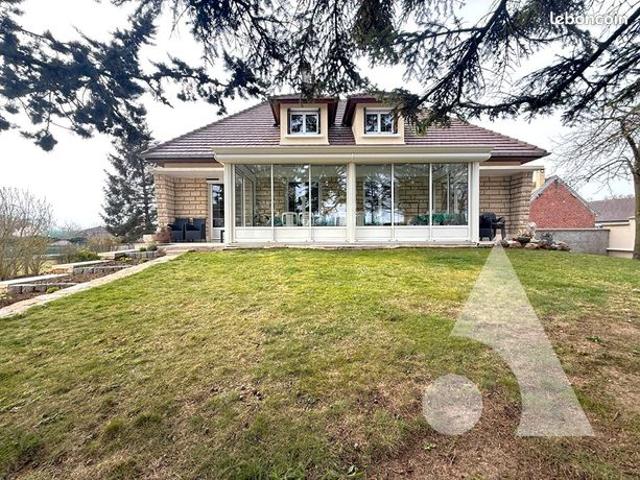 Maison 6 pièces 155 m²