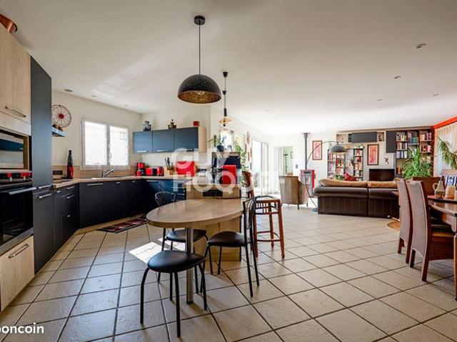 Maison 6 pièces 155 m²