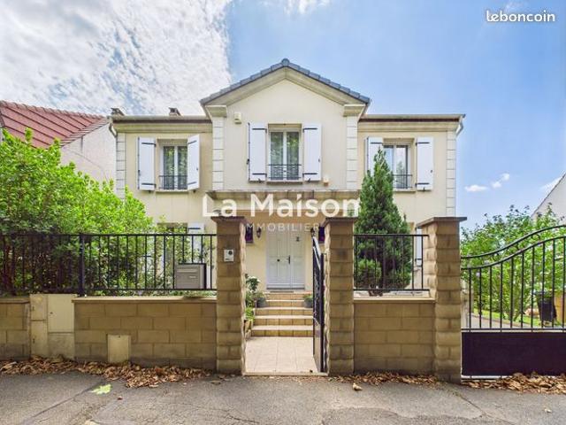 Maison 6 pièces 155 m²