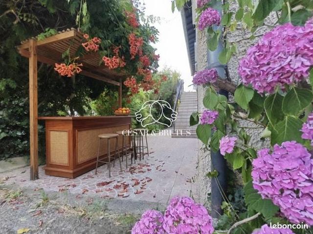 Maison 6 pièces 155 m²