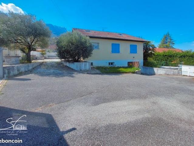 Maison 6 pièces 155 m²