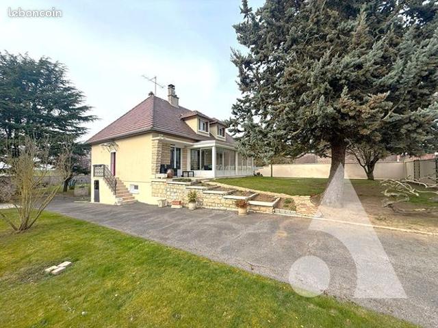 Maison 6 pièces 155 m²