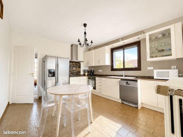 Maison 6 pièces 155 m²