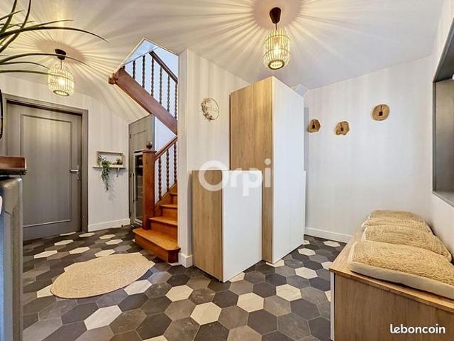 Maison 6 pièces 155 m²