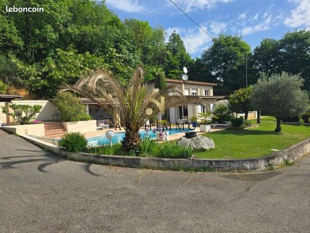 Maison 6 pièces 155 m²