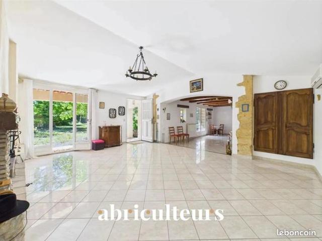 Maison 6 pièces 155 m²