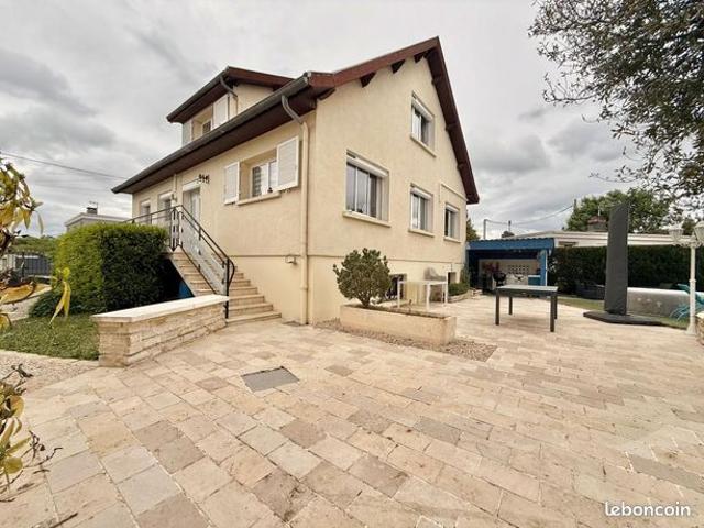 Maison 6 pièces 155 m²