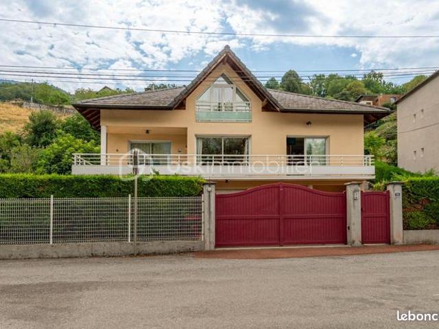 Maison 6 pièces 155 m²