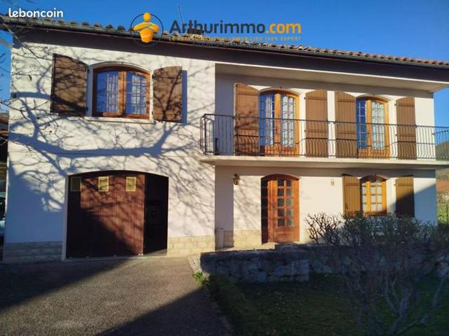 Maison 6 pièces 155 m²
