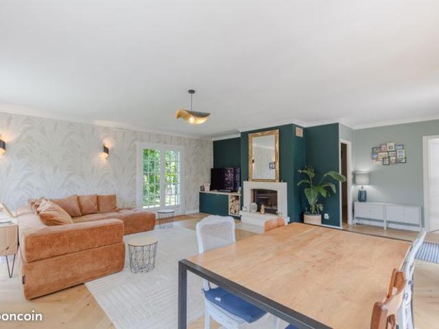 Maison 6 pièces 155 m²