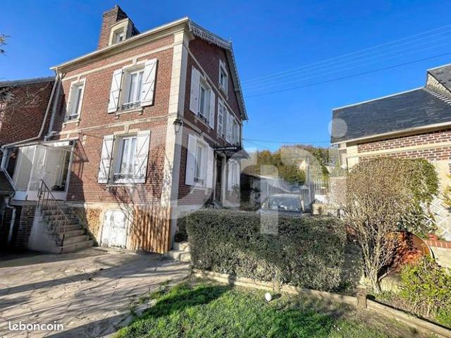 Maison 6 pièces 155 m²