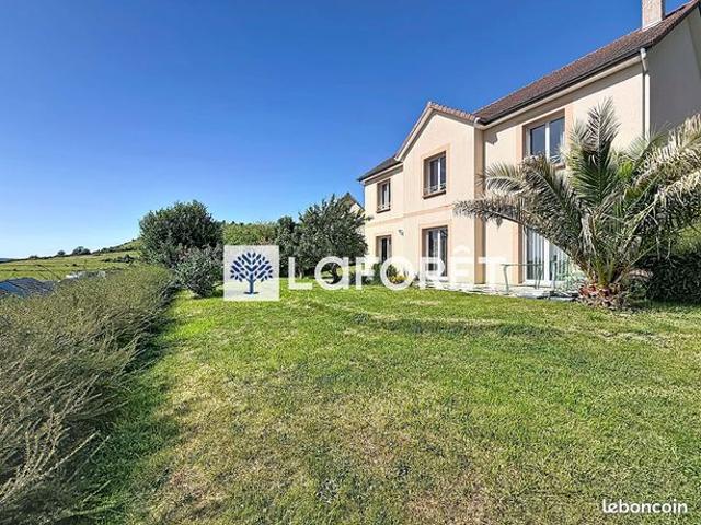 Maison 6 pièces 155 m²