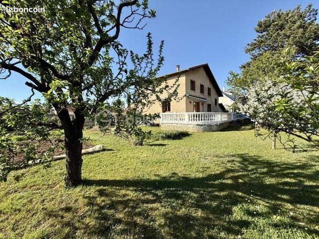 Maison 6 pièces 155 m²