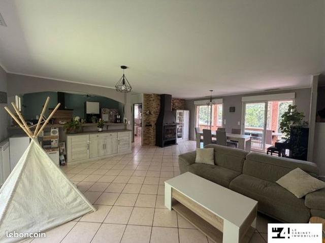 Maison 6 pièces 155 m²