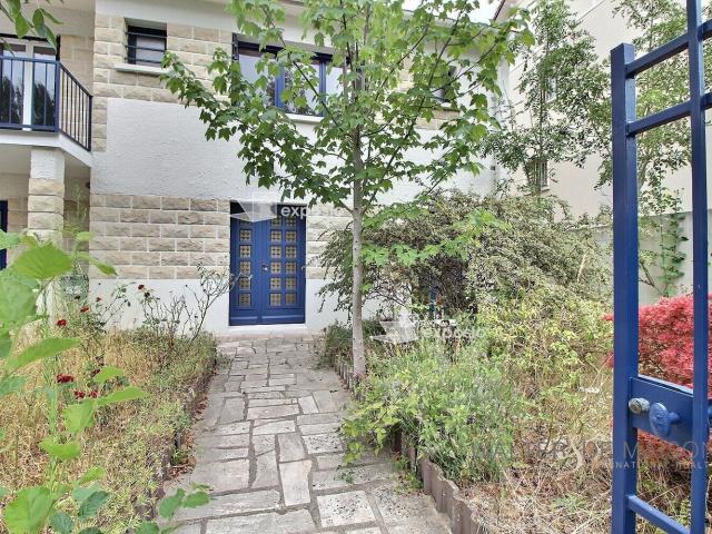 Appartement 6 pièces 155 m²