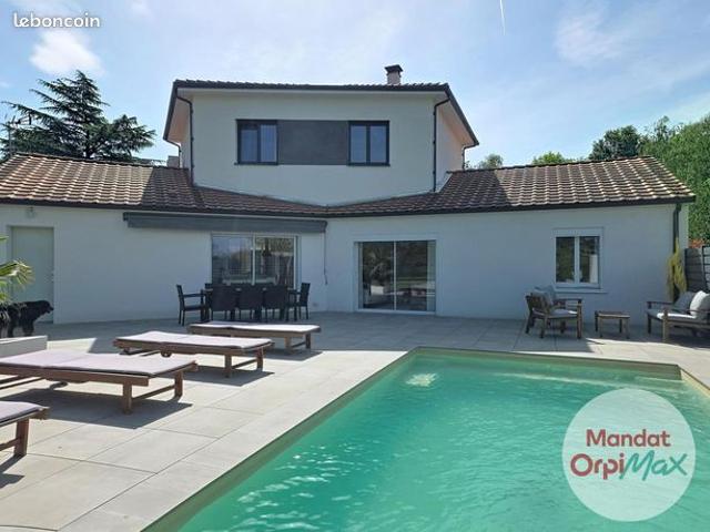 Maison 6 pièces 155 m²