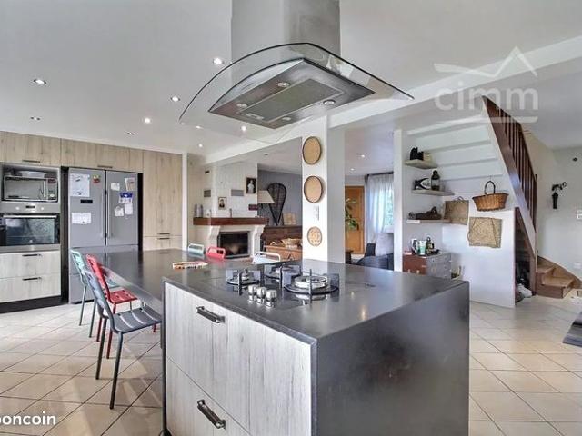 Maison 6 pièces 155 m²