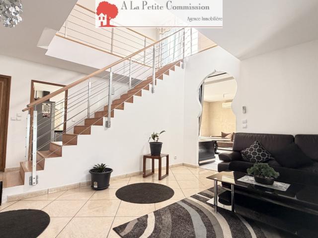 Maison 6 pièces 156 m²