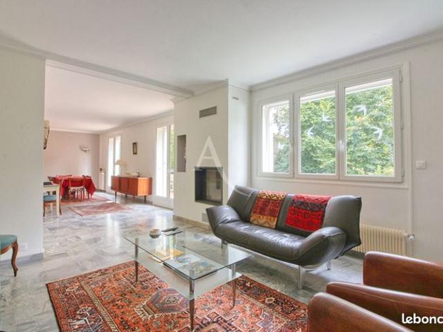 Maison 6 pièces 156 m²