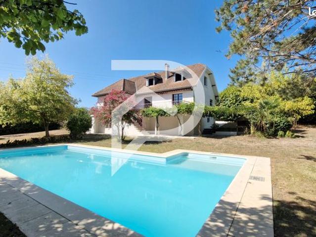 Maison 6 pièces 156 m²