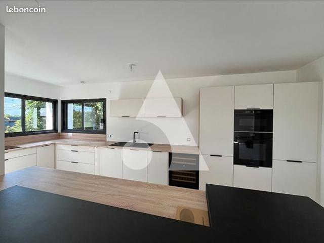 Maison 6 pièces 156 m²