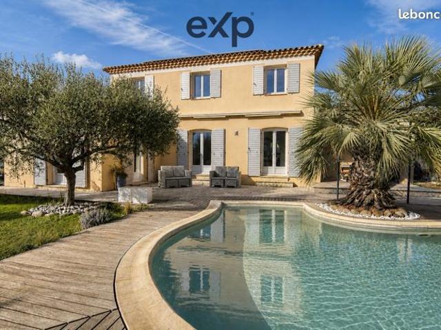Maison 6 pièces 156 m²